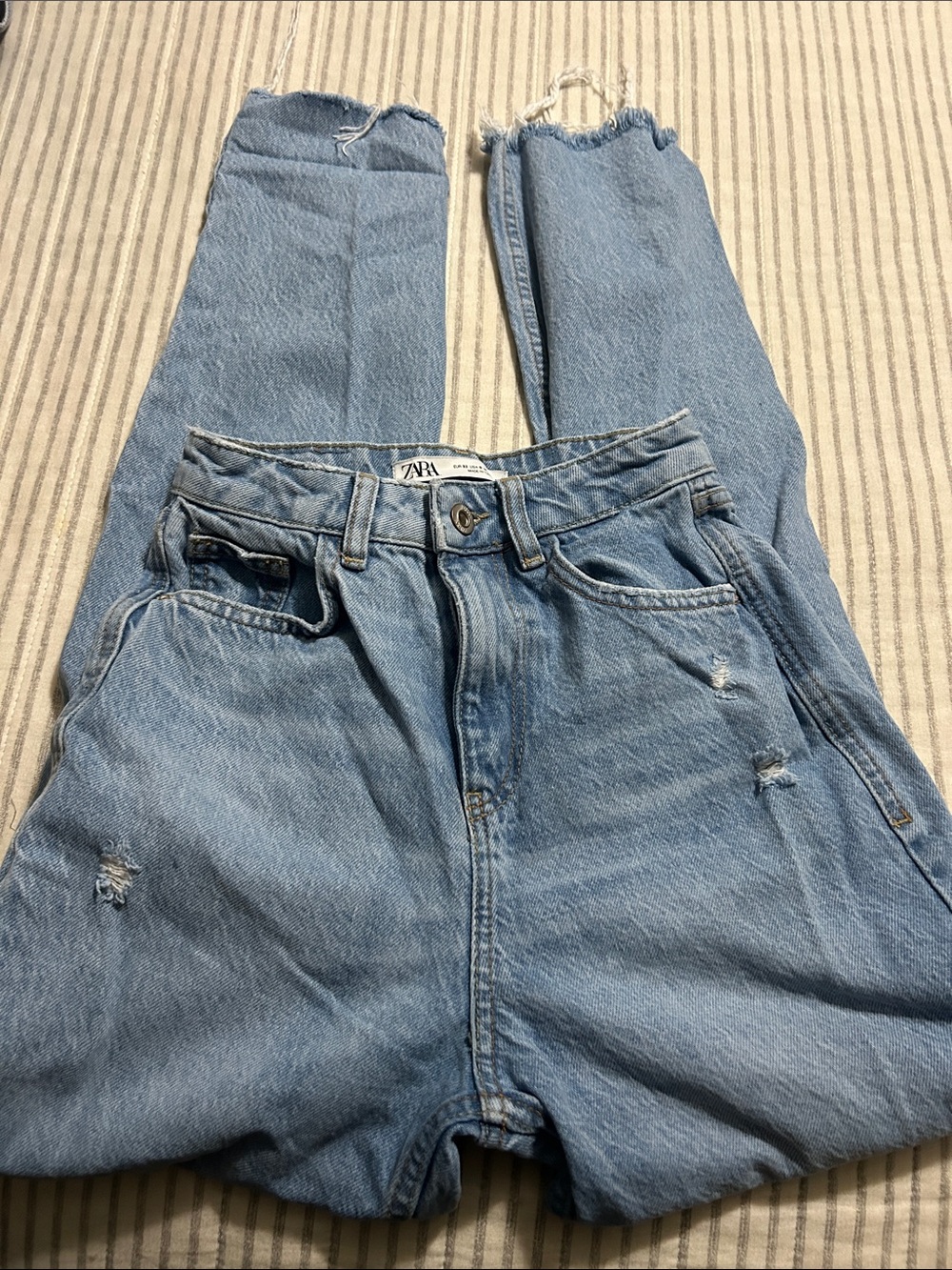 Zara Light Blue High-Waisted Distressed Jeans